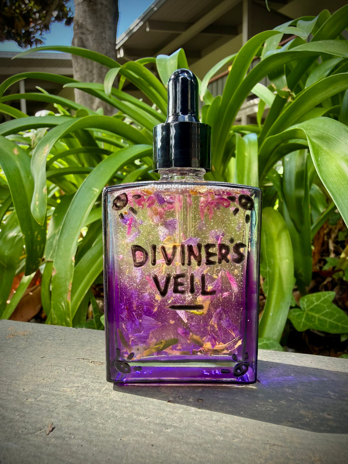 Diviner’s Veil Ritual Oil | Intuition, Protection & Spiritual Practice Oil